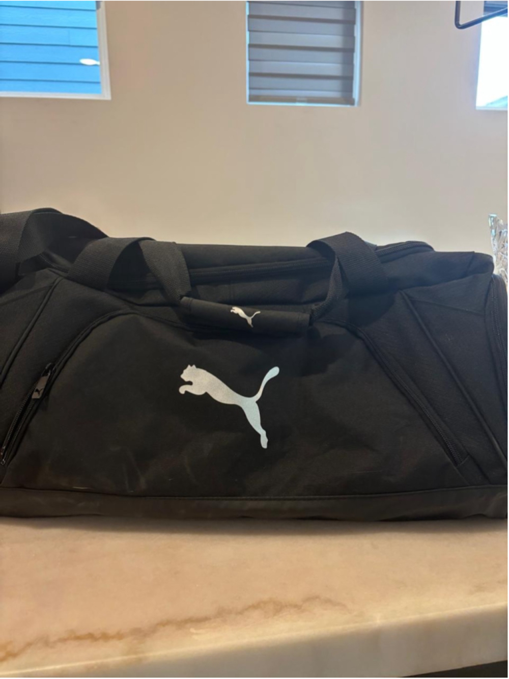 Puma Black Duffle Bag Medium Gym Travel Sports Luggage Carry On #S73